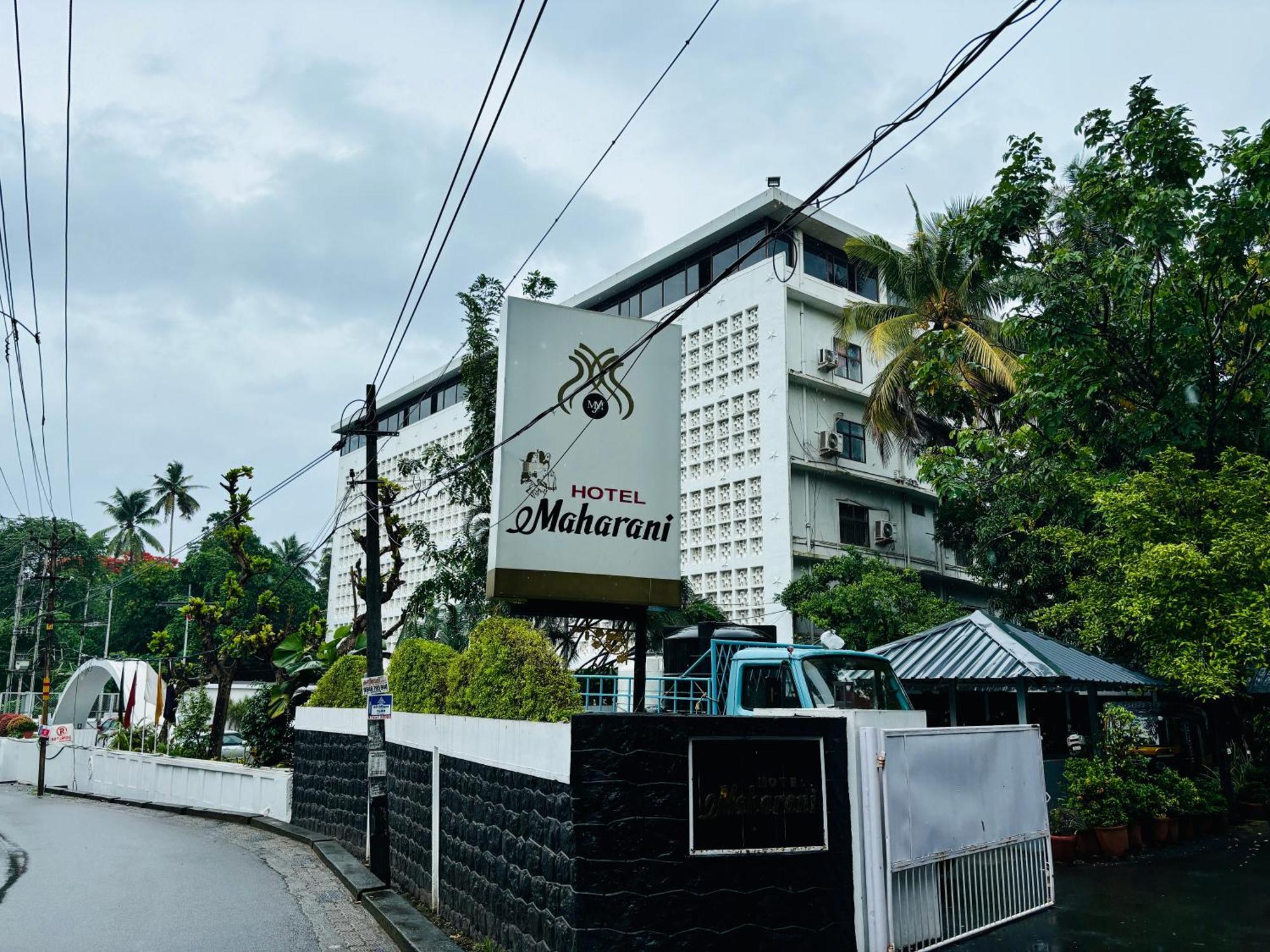 Maharani Hotel Calecute Exterior foto